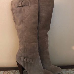 BCBG tall boots
